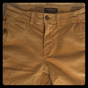 American Eagle Flex Classic Shorts, Size 26, Khaki